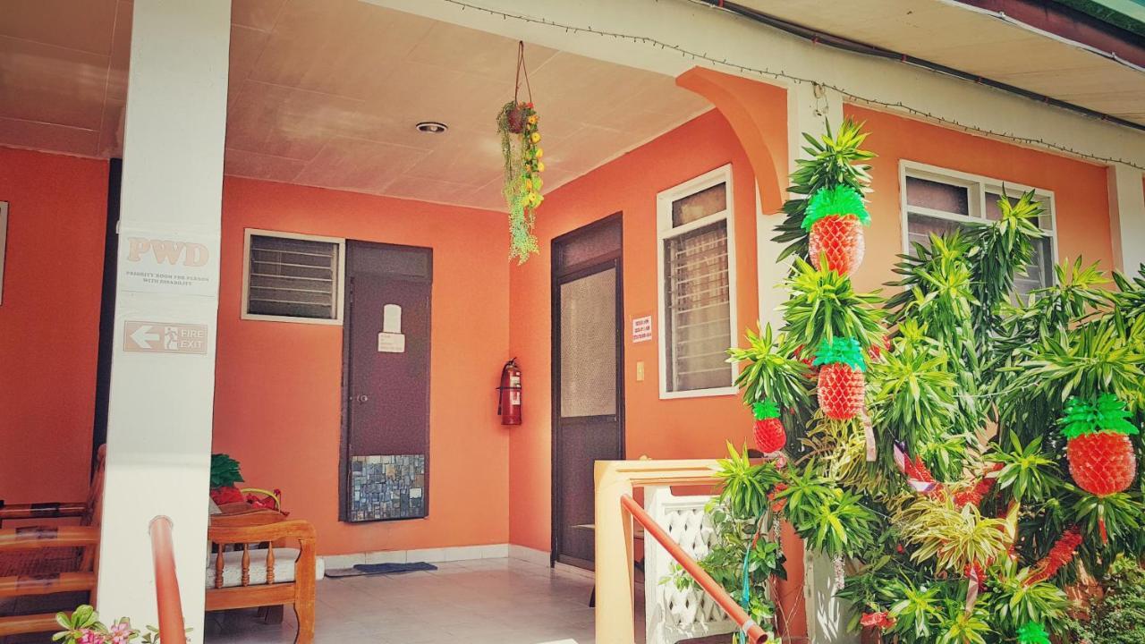 White Beach Guest House Puerto Galera Exteriér fotografie